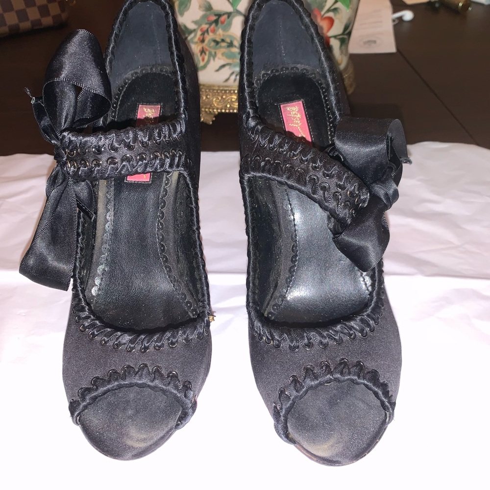 Betsy Johnson Heels with Pink Bottoms 💗